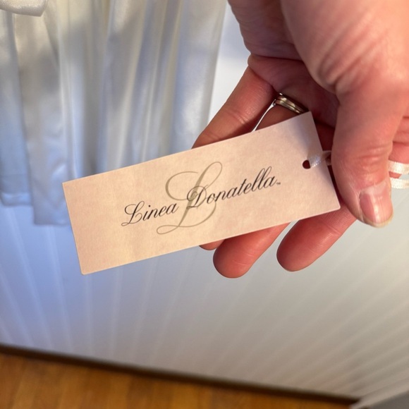 NWT Linea Donatella Women's Ivory Satin Embroidered/Embellished Robe Size L/XL - Picture 5 of 9